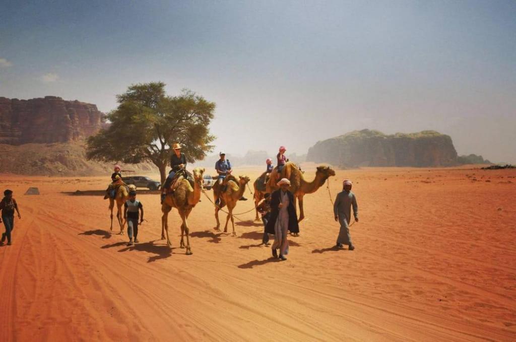 亚喀巴 Bedouins Life Camp酒店 外观 照片